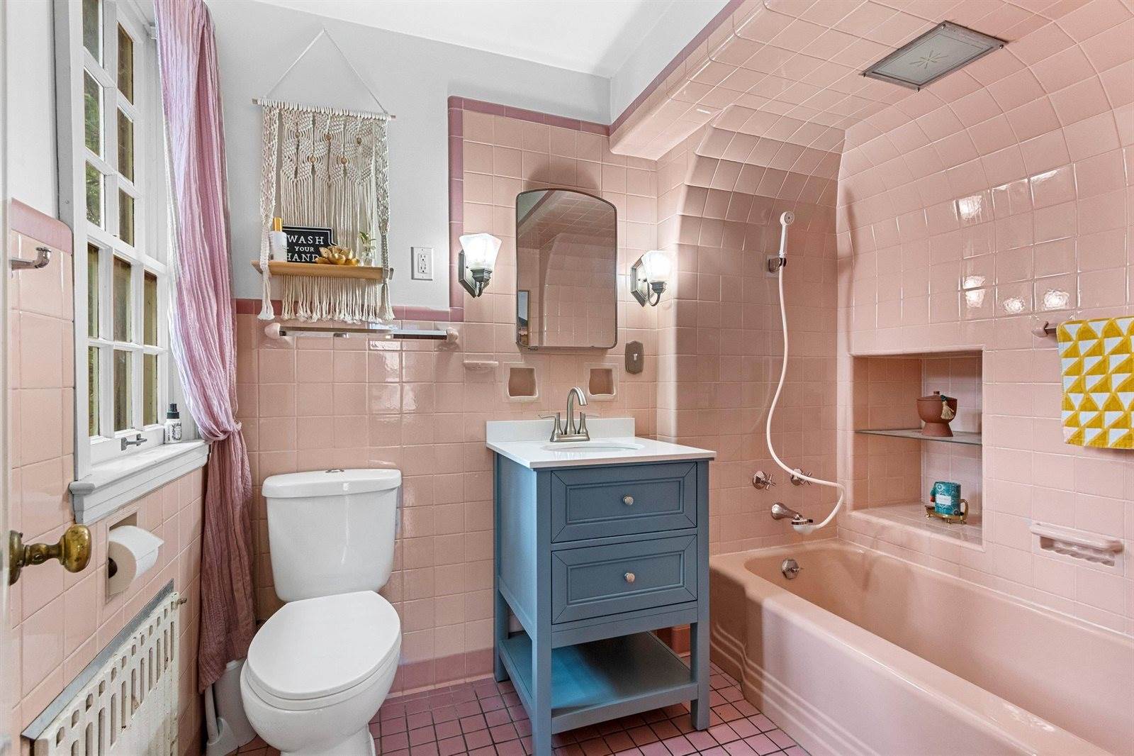 1115 South Monroe Avenue, Green Bay, WI 54301