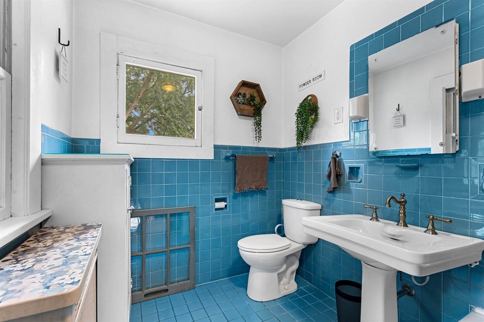 1115 South Monroe Avenue, Green Bay, WI 54301