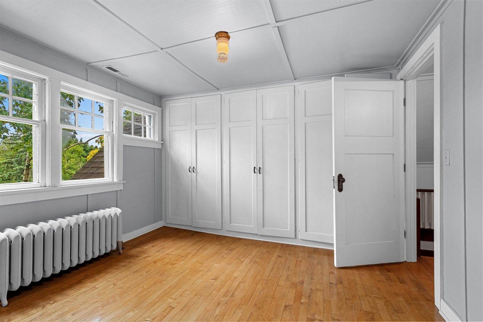 1115 South Monroe Avenue, Green Bay, WI 54301