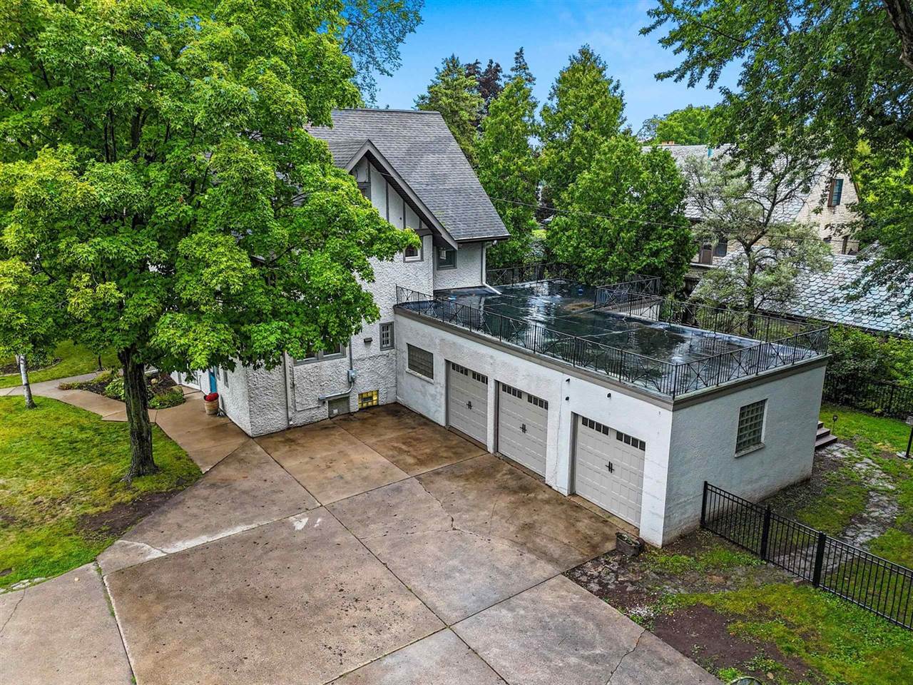 1115 South Monroe Avenue, Green Bay, WI 54301