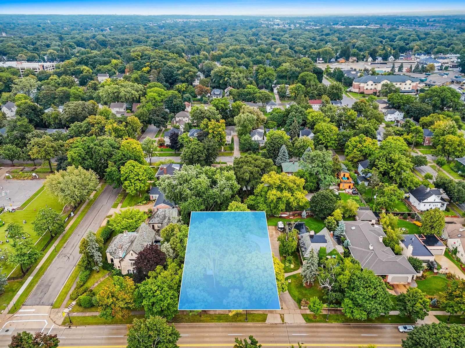 1115 South Monroe Avenue, Green Bay, WI 54301