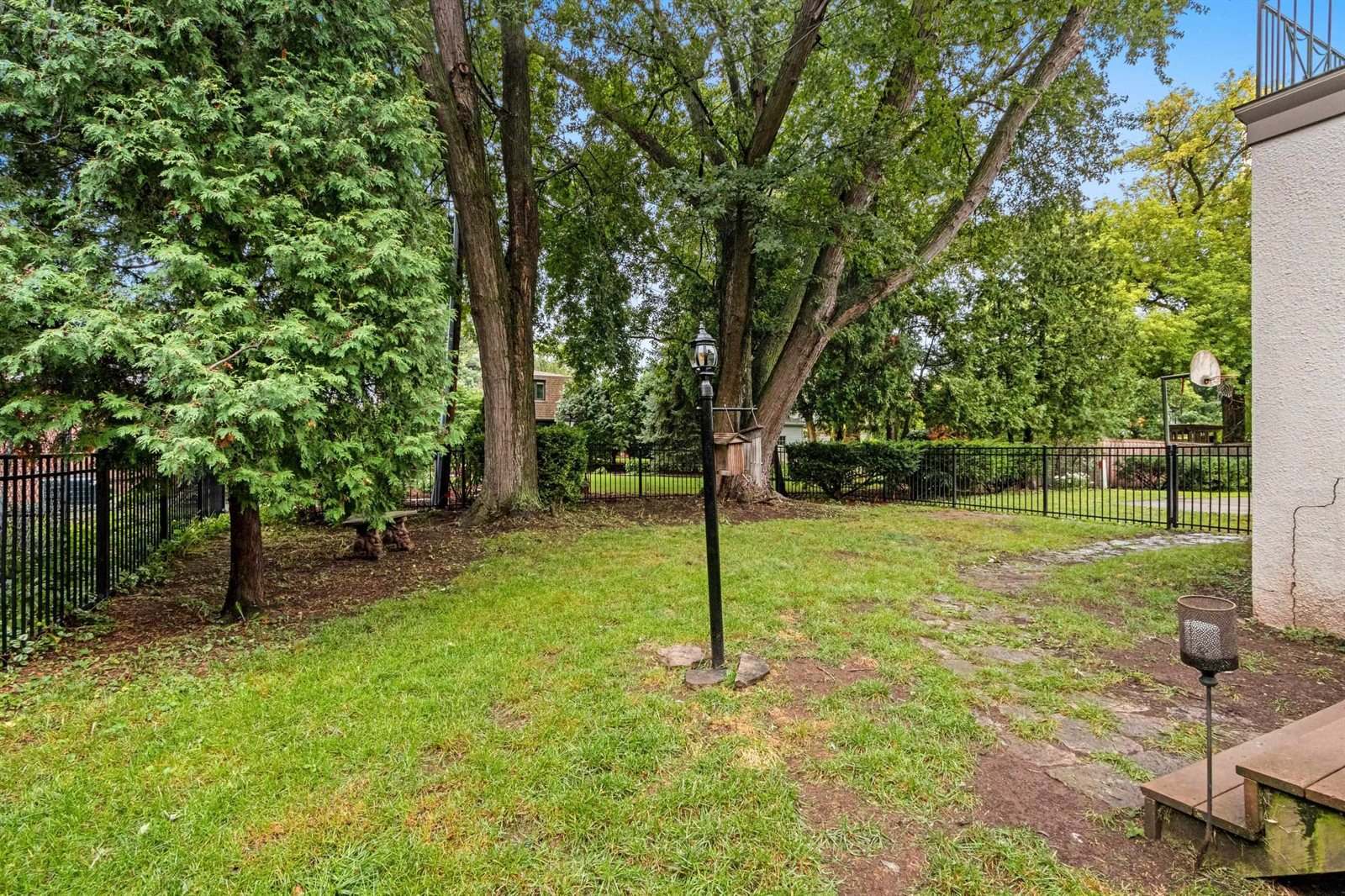 1115 South Monroe Avenue, Green Bay, WI 54301