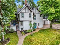 1115 South Monroe Avenue, Green Bay, WI 54301