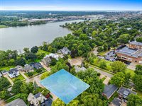 1115 South Monroe Avenue, Green Bay, WI 54301