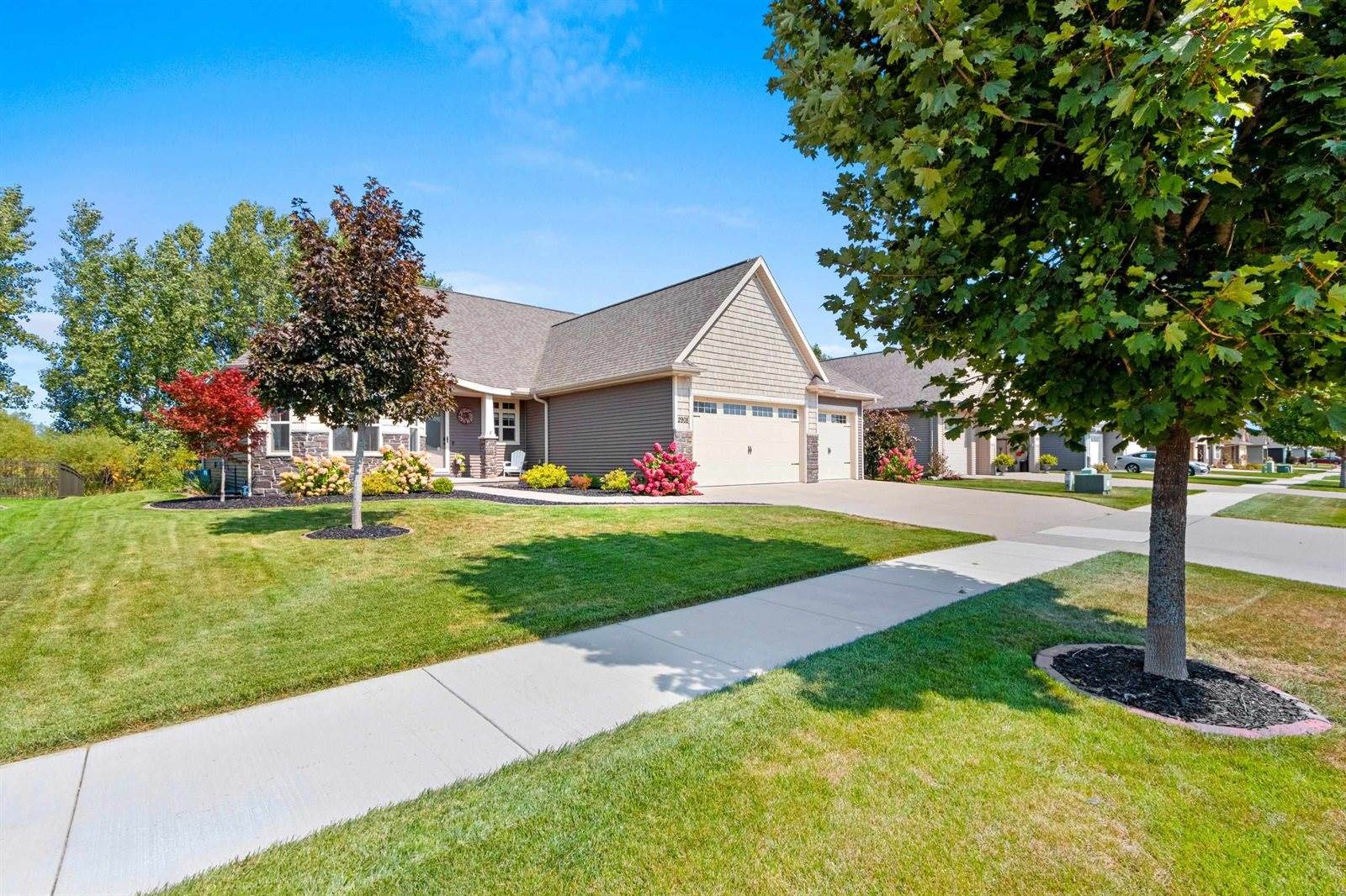 2908 Gardenia Drive, Appleton, WI 54913