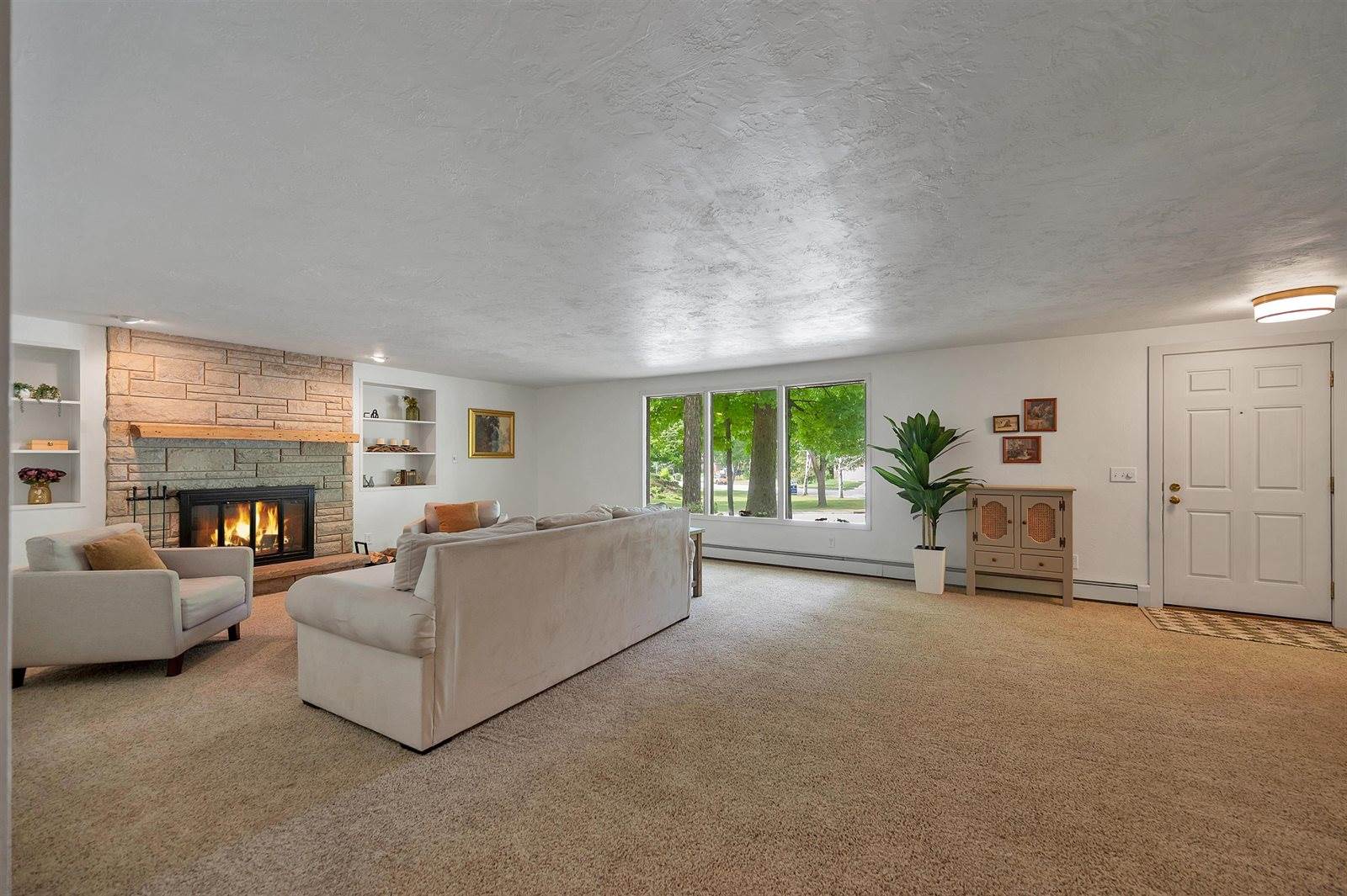 343 Swiss Hill Drive, Green Bay, WI 54302