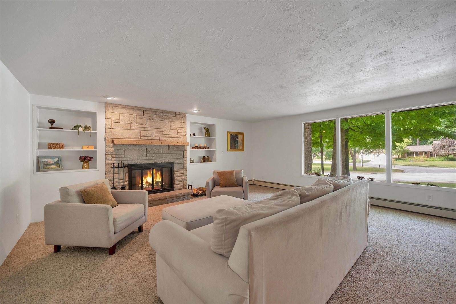 343 Swiss Hill Drive, Green Bay, WI 54302