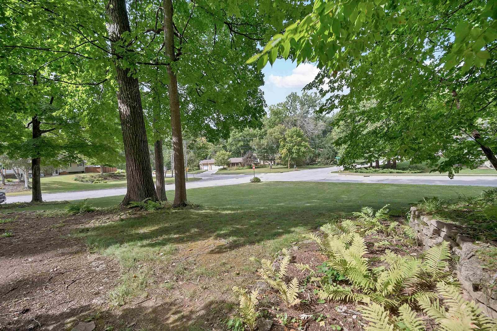 343 Swiss Hill Drive, Green Bay, WI 54302