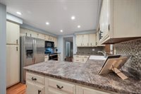 343 Swiss Hill Drive, Green Bay, WI 54302