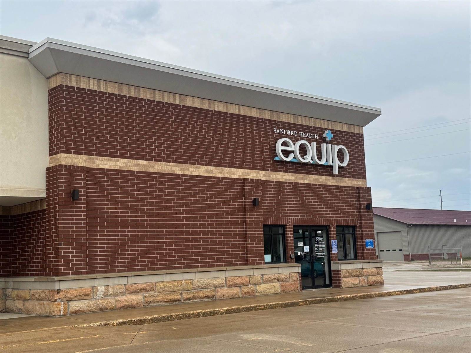 1310-1420 Lake St, Spirit Lake, IA 51360