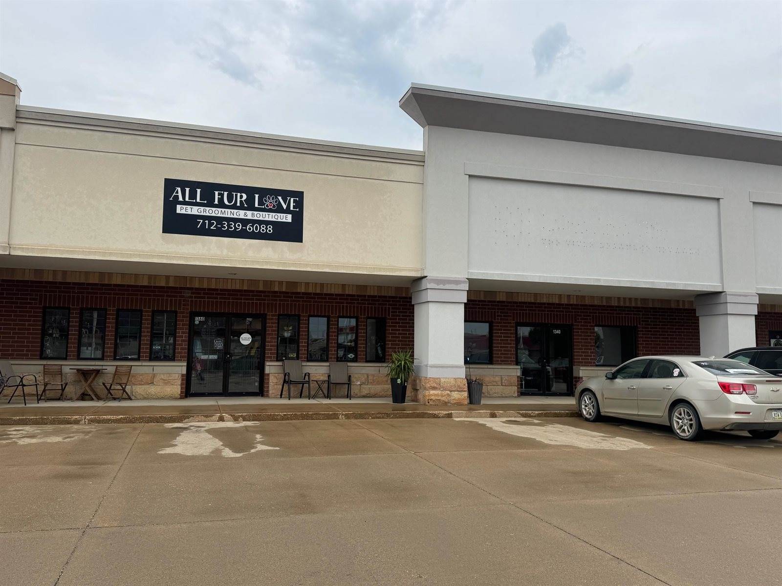 1310-1420 Lake St, Spirit Lake, IA 51360