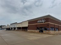 1310-1420 Lake St, Spirit Lake, IA 51360