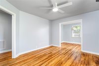 2113 Axson, Cayce, SC 29033