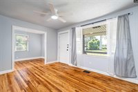 2113 Axson, Cayce, SC 29033