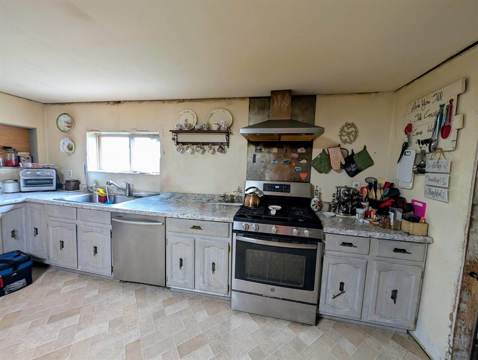 4919 North Victory Corner Road, Ludington, MI 49431