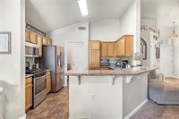 2200 Hanson Avenue, Clovis, CA 93611