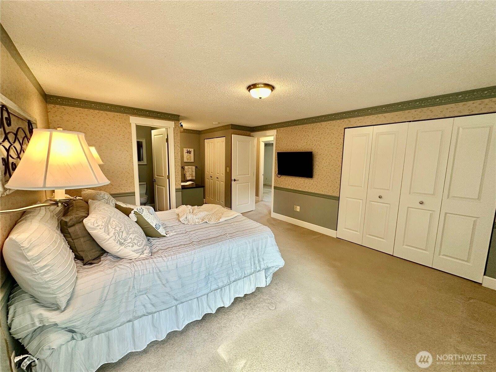 4223 60th Avenue SW, Olympia, WA 98512