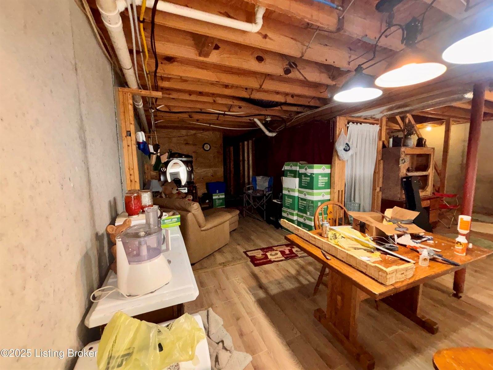 819 Bullitt Hill Rd, Pleasureville, KY 40057