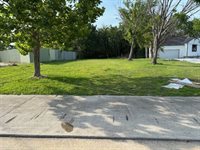 1702 Carolina Street, Baytown, TX 77520