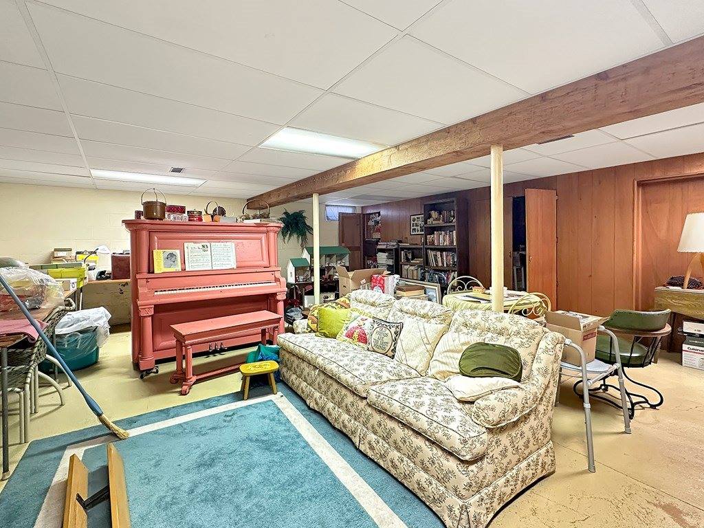 224 Freer Court, Ashland, OH 44805