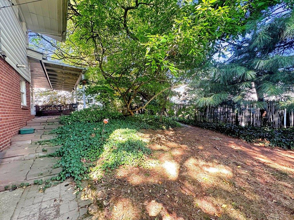 224 Freer Court, Ashland, OH 44805