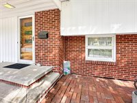 224 Freer Court, Ashland, OH 44805