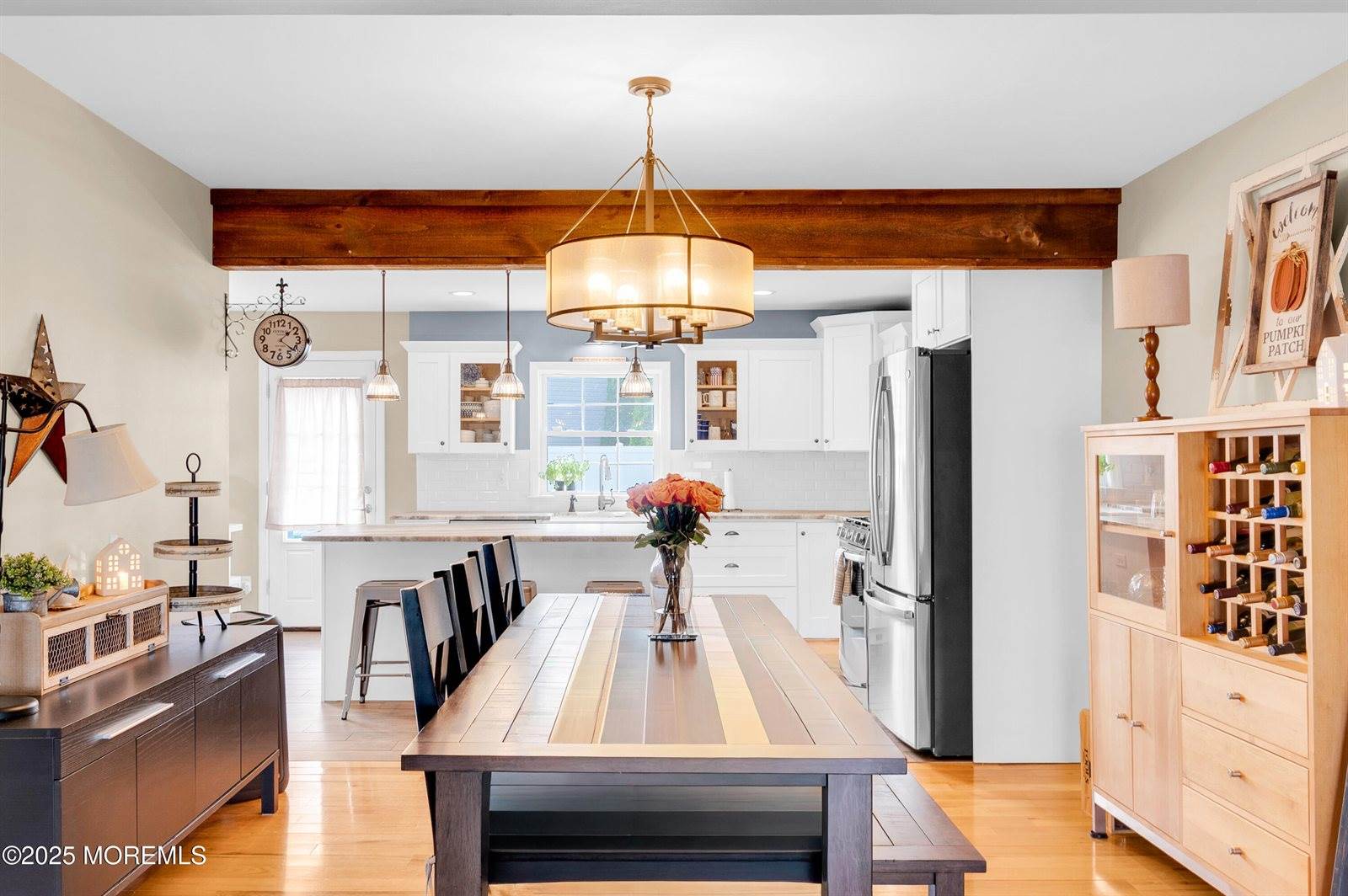 16 East Shenendoah Road, Howell, NJ 07731