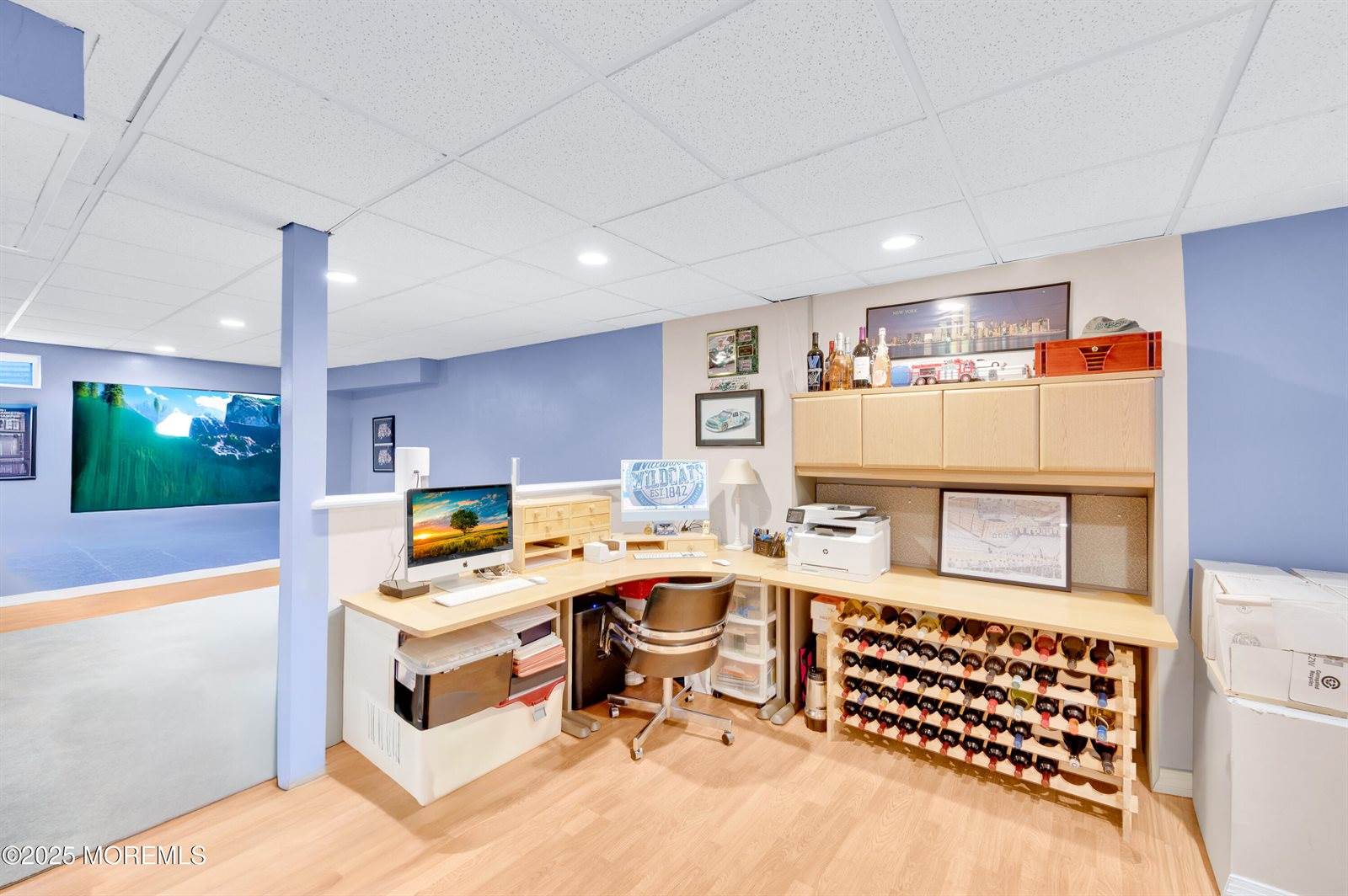 16 East Shenendoah Road, Howell, NJ 07731