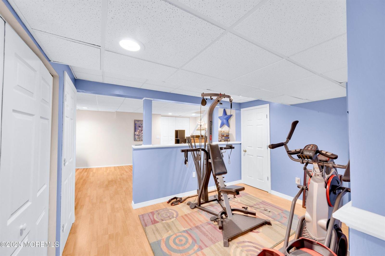 16 East Shenendoah Road, Howell, NJ 07731