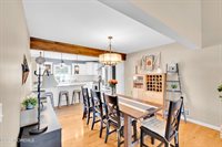 16 East Shenendoah Road, Howell, NJ 07731