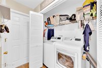 16 East Shenendoah Road, Howell, NJ 07731