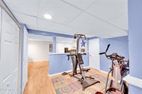 16 East Shenendoah Road, Howell, NJ 07731