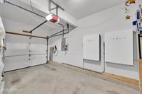 16 East Shenendoah Road, Howell, NJ 07731