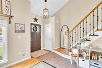 16 East Shenendoah Road, Howell, NJ 07731