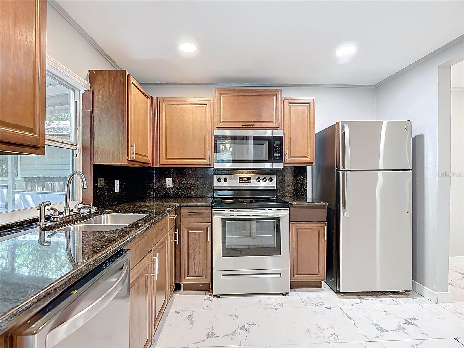 262 Palmacea Road, Fort Myers, FL 33905