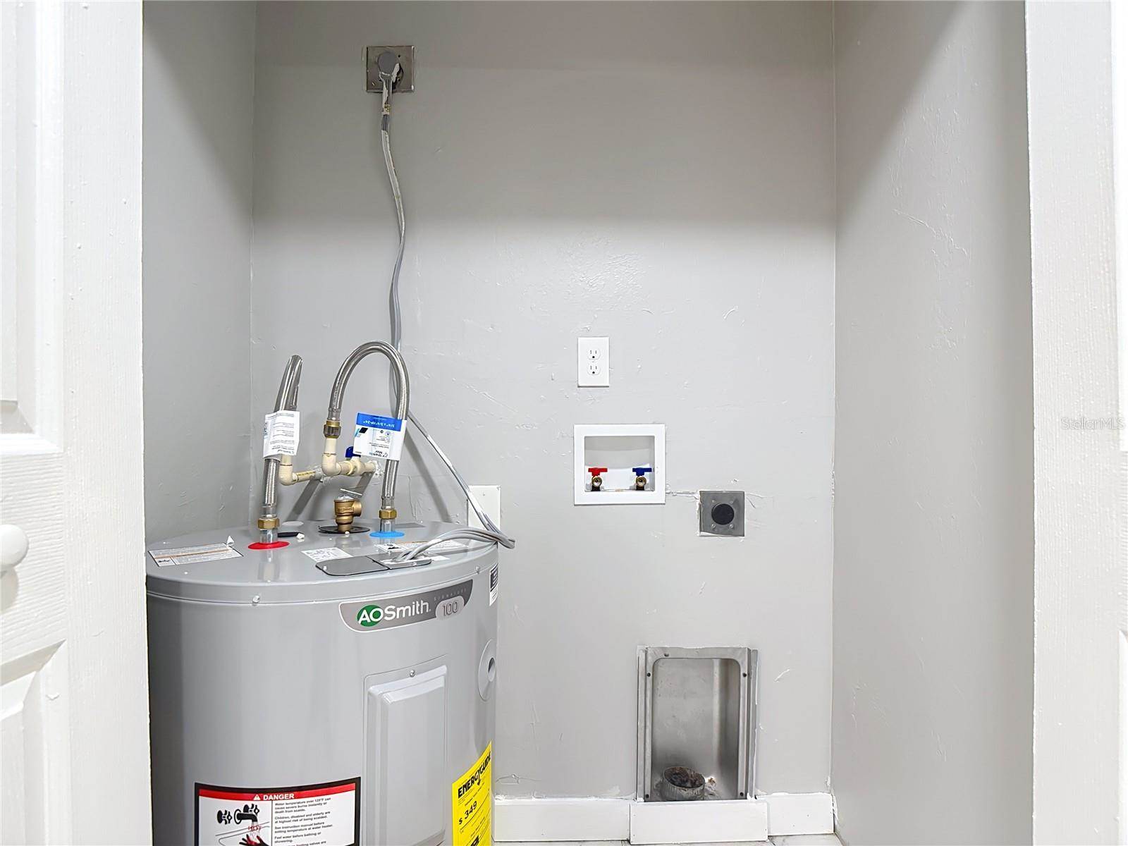 262 Palmacea Road, Fort Myers, FL 33905