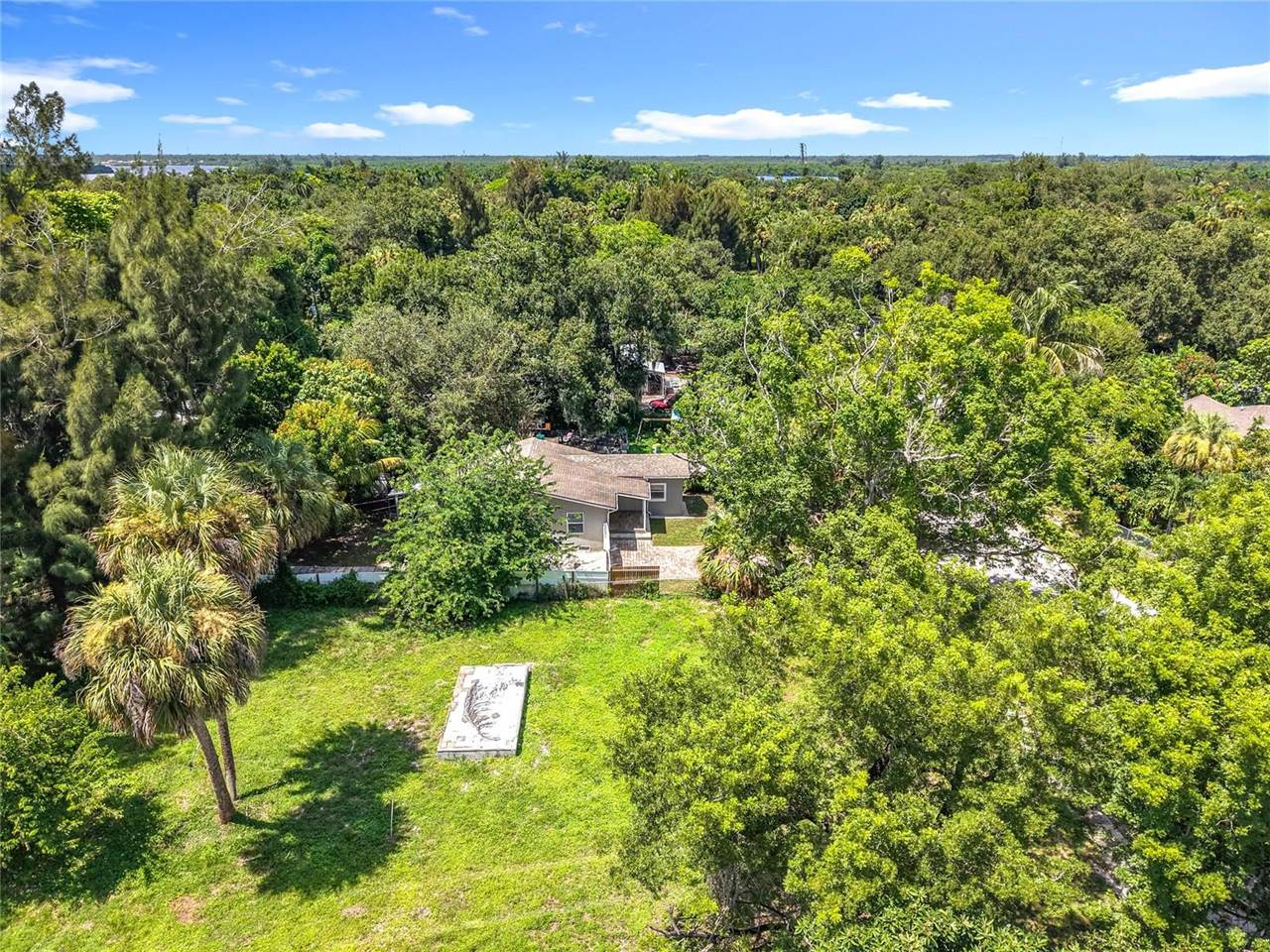 262 Palmacea Road, Fort Myers, FL 33905