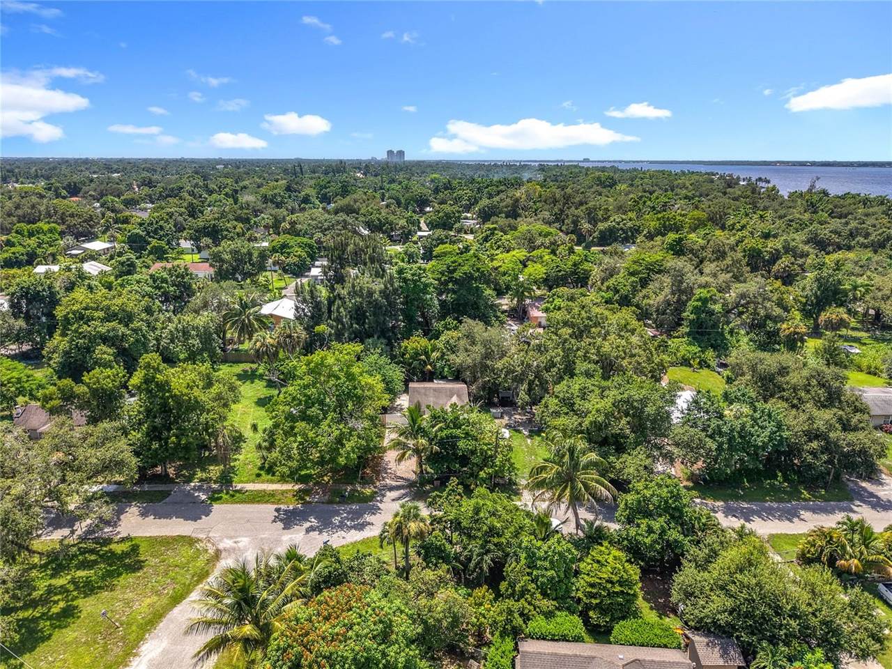 262 Palmacea Road, Fort Myers, FL 33905