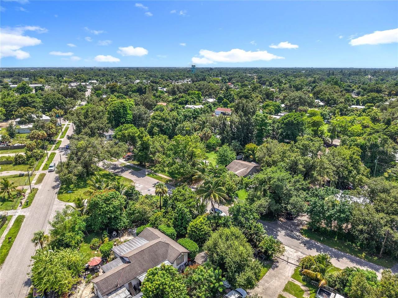 262 Palmacea Road, Fort Myers, FL 33905