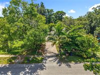 262 Palmacea Road, Fort Myers, FL 33905