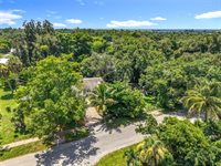 262 Palmacea Road, Fort Myers, FL 33905