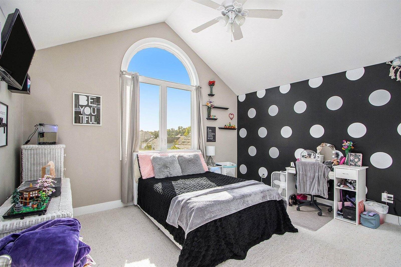 1049 Antler, Galesburg, MI 49053