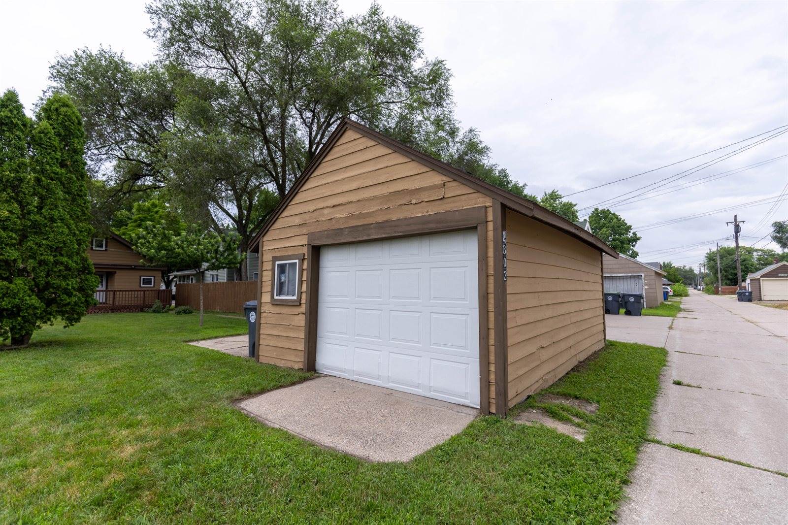 2302 Wood St, La Crosse, WI 54603