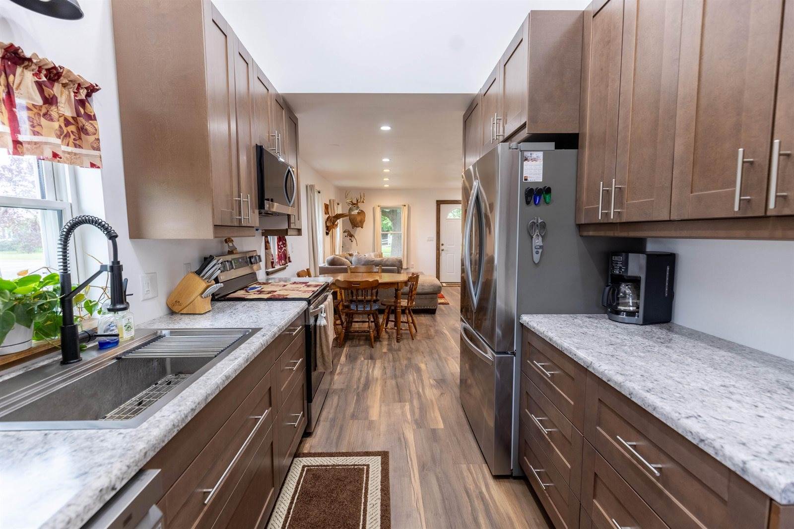 2302 Wood St, La Crosse, WI 54603