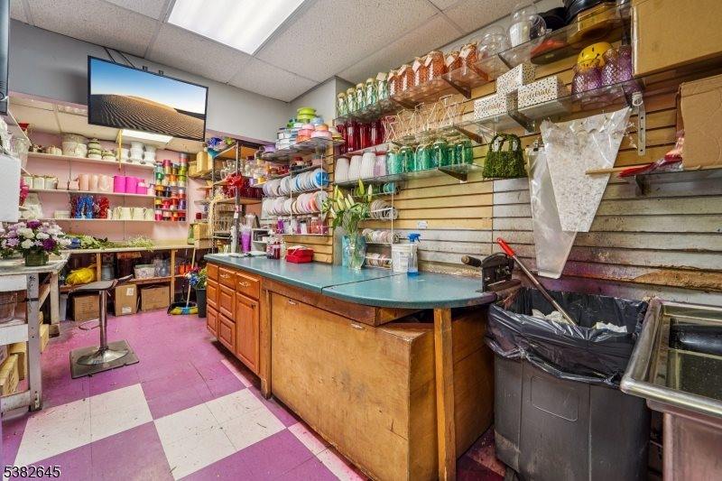 343 Monroe St, Passaic City, NJ 07055