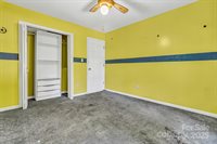 560 Hunters Ridge Drive, Mills River, NC 28759