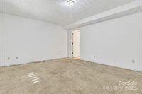 560 Hunters Ridge Drive, Mills River, NC 28759