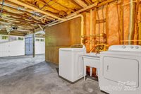 560 Hunters Ridge Drive, Mills River, NC 28759