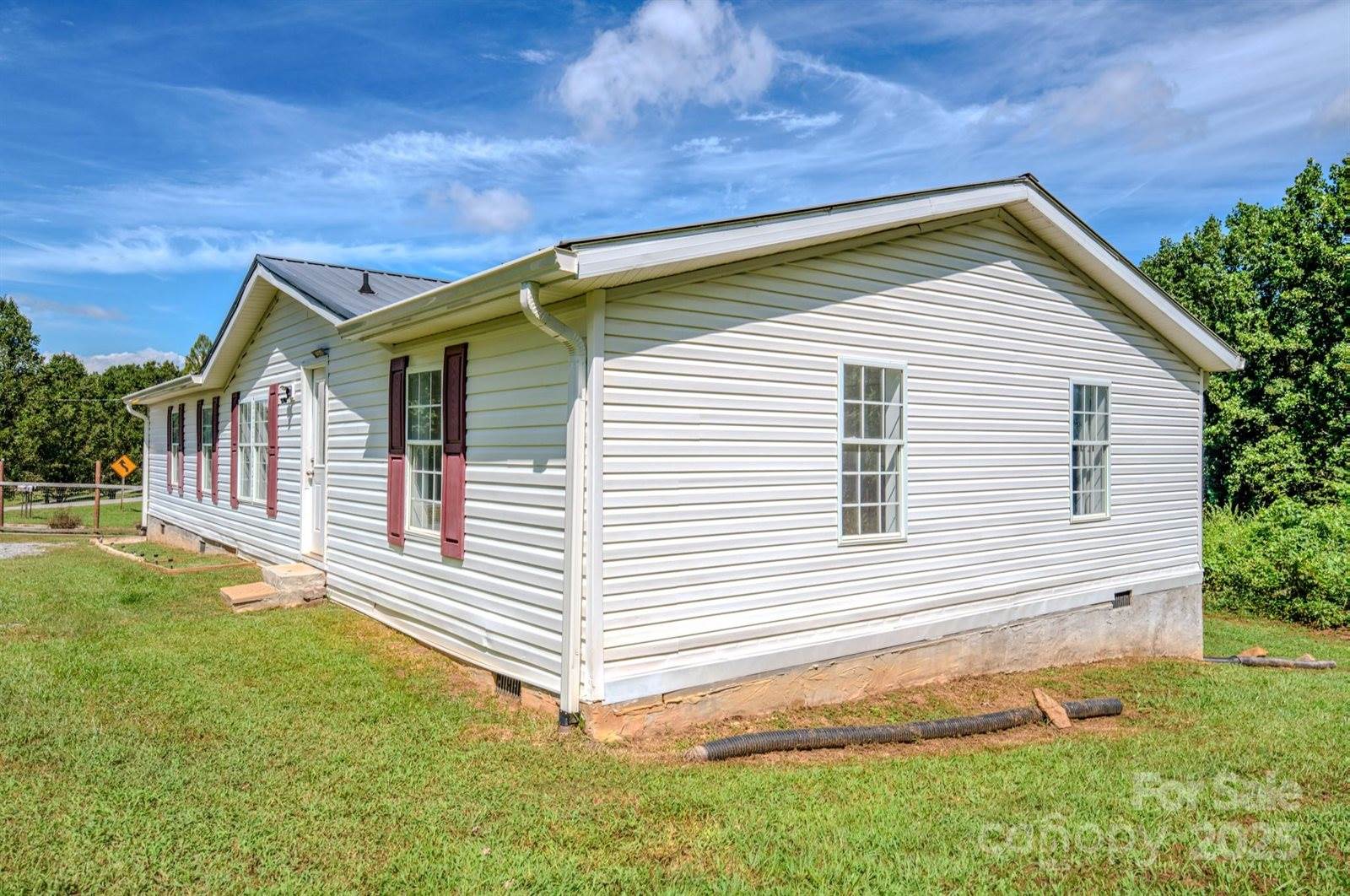 1523 Stacy Hill Road, Marion, NC 28752