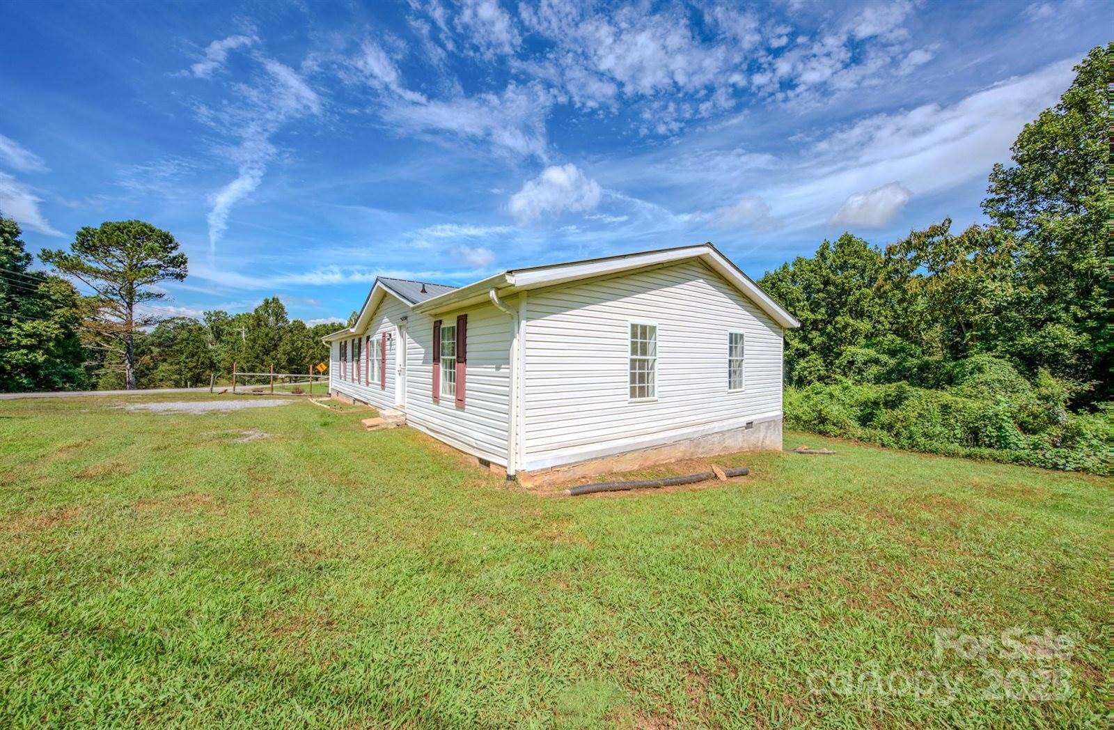 1523 Stacy Hill Road, Marion, NC 28752